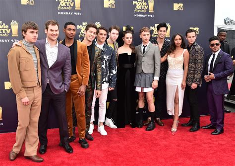 13 Reasons Why Cast Red Carpet Looks At The Mtv Movie And Tv Awards