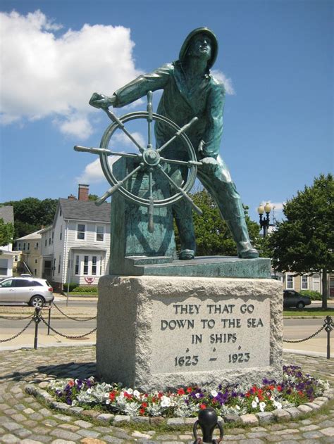 Fishermen Memorial Gloucester Ma All Things New England Pintere