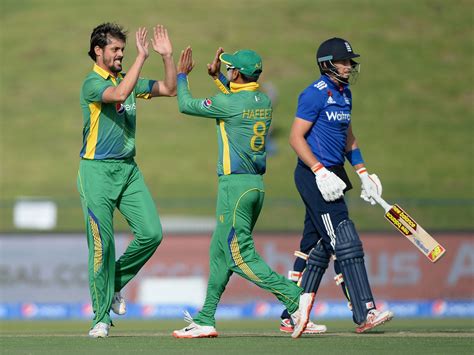 England Vs Pakistan England Beaten By Six Wickets In First Odi The