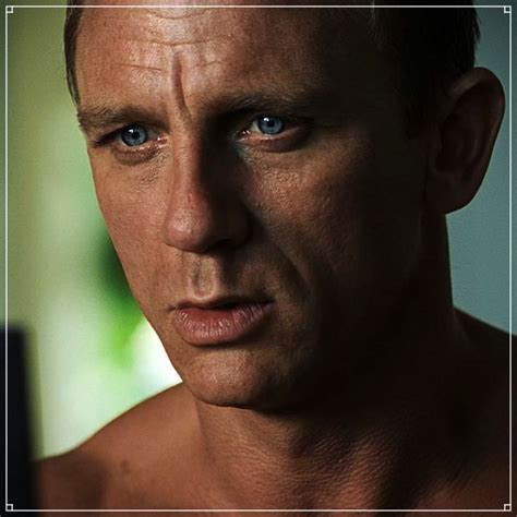 Daniel Craig Rachel Weisz Daniel Craig James Bond Clean Shaven Gorgeous Men Hot Guys Movie