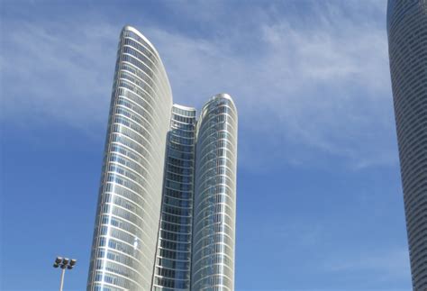 With an estimated real estate portfolio of $325 billion, blackstone is now the world's largest real estate company, according to fortune. The Real Estate Behind The World's Largest Sovereign ...