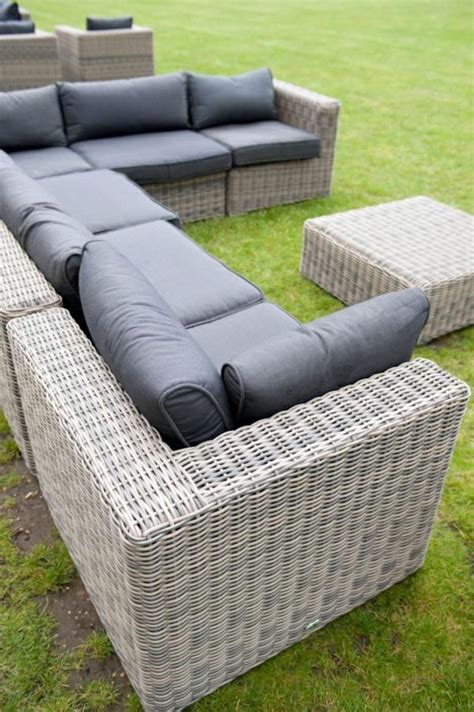 45 Outdoor Rattan Furniture Modern Garden Furniture Set And Lounge