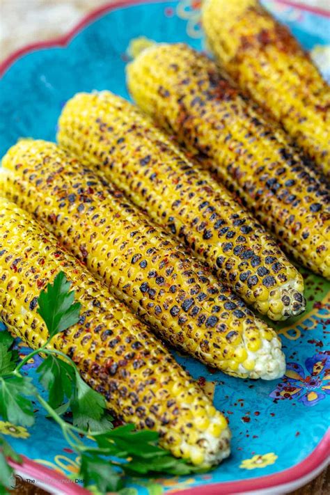 Easy Grilled Corn On The Cob No Husk 3 Ways L The Mediterranean Dish Mytaemin