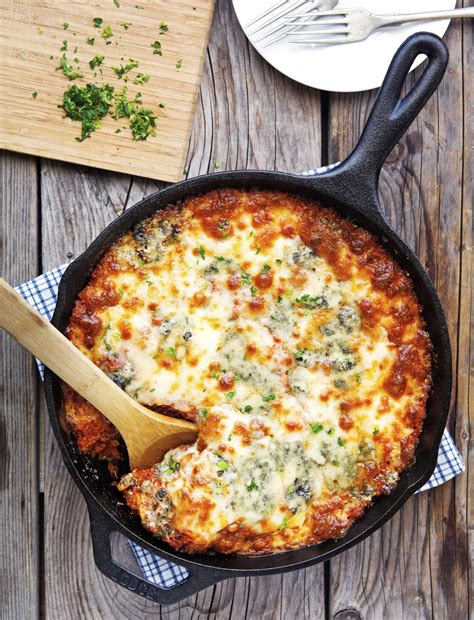 Oh how i love making a quick and easy rotisserie chicken casseroles for dinner. The Iron You: Buffalo Chicken Quinoa Casserole