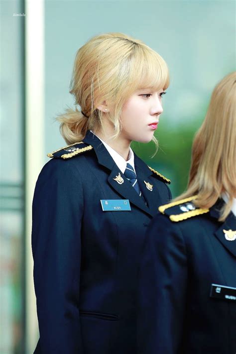 1.이여자 탑이야 | 2.모델처럼 생긴 백마여친 | 3.몸매좋은여친 아침부터 따이네 | 4.이 여자 누구지 엄청 이쁘네요 | 5.좋은 가슴. 맥도날드 갈건데 메뉴추천받는다 - 해외축구 - 에펨코리아