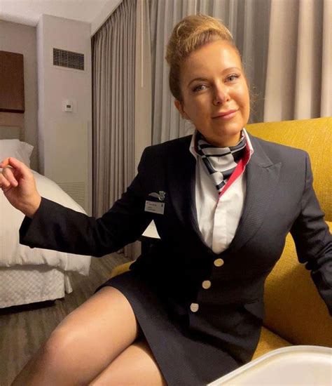 cabin crew beauties on instagram “ kitkitkins 🇬🇧 repost cabincrew falife
