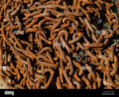 Anchor Chains Hi Res Stock Photography And Images Alamy