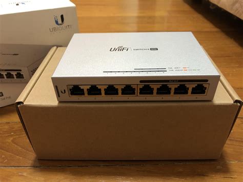 Ubiquiti Networks US 8 60W UniFi 8 Port Gigabit PoE  