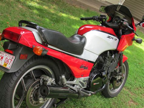 1985 Kawasaki 900 Ninja Gpz