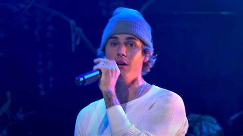 justin bieber s ‘snl performances of “holy” and “lonely” were packed with emotion