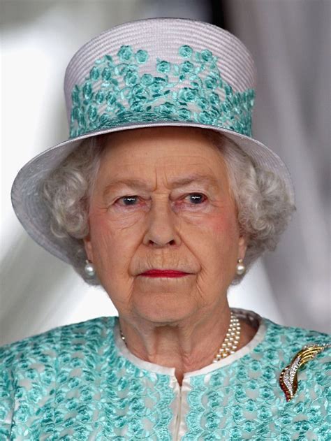 Elizabeth Ii Une Souveraine Bien Chapeautée Queen Elizabeth 2