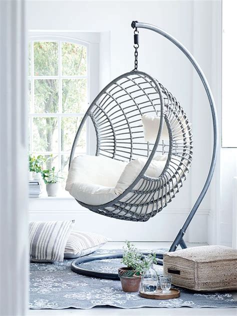 Hallo, wir hatten so eine. 40 Cool Hanging Swing Chair with Stand for Indoor Decor ...