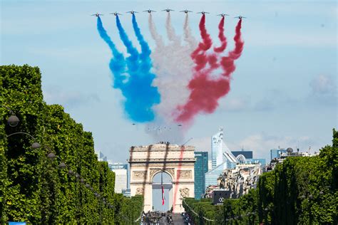 Bastille Day In Paris 2019 Fireworks Parade More Paris Discovery