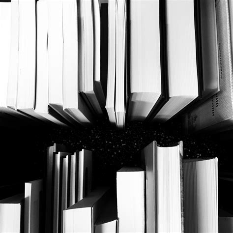 무료 이미지 독서 검정색과 흰색 구조 판 건반 과학 기술 화이트 선 기둥 피아노 검은 단색화 종이
