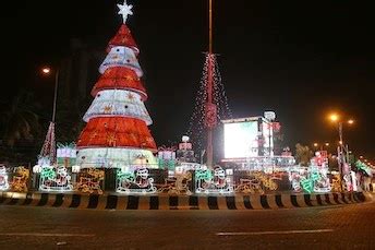 The business of decorating cakes involves you making various types of decorations on a cake for different clients and getting a fee for your services. Photos: Lagos Nigeria Lit Up For 2014 Christmas Celebration