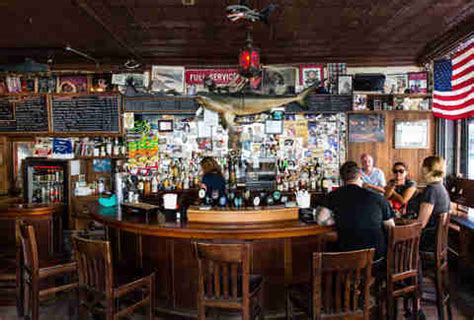Tell us what you're looking for and we'll quickly provide you with the. Best Bars in SoHo, NYC - Thrillist