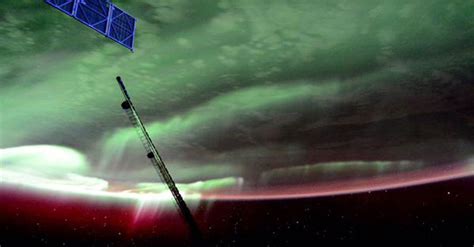 Gorgeous Red And Green Auroras Dazzle Astronauts In Space Astronauts