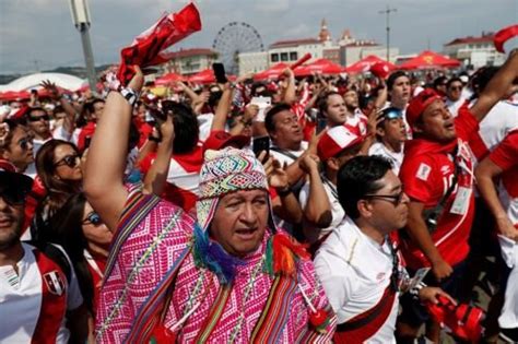 El Día En Que La Hinchada Peruana Se Hizo Sentir En El Mundo Tu