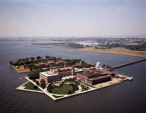Ellis Island A Gateway To America Marks 125 Years The Washington Post