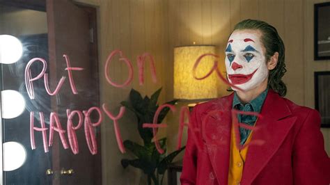 Joker Cast Member Reveals Joaquin Phoenixs One Simple Rule On Set