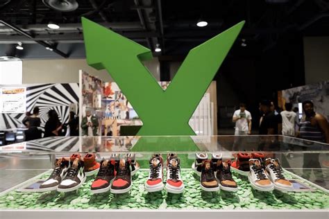 sellers did you ship out your sale and stockx is still requiring you to ship? Online Resale Marketplace StockX Reports Record-Breaking ...