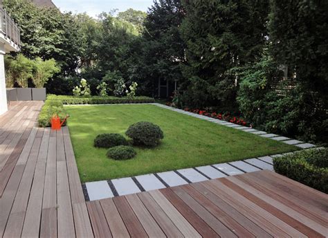 Selber machen zeigt, wie sie den platz im garten ideal ausnutzen und mit pflanzen, gartenhäusern und sichtschutz gestalten. Garten in Nymphenburg - MünchenArchitektur