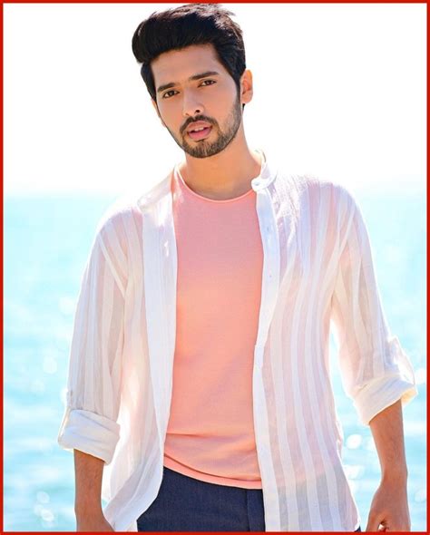 Armaan is known for singing hits like tu hawa, naina, main hoon hero tera, hua hain aaj pehli baar, sau aasmaan and dil mein tum ho. Armaan Malik Height, Weight, Age, Biography, Affairs & More
