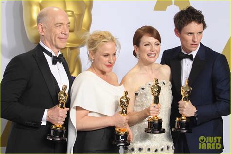 Eddie Redmayne And Julianne Moore Once Did An Incestuous Sex Scene Watch Now Photo 3312140