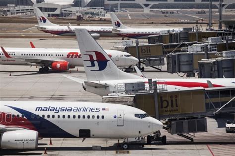 It aims to recognize and reward frequent flyers with free travel and special benefits. Malaysia Airlines Flight 370 - MH370 Crash