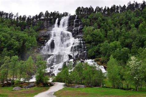 Justbeautifulnorway driving along the winding road through e16 near vossenvangen i reached the tvindefossen waterfall. Tvinde Waterfall - a breathtaking waterfall - Picture of ...