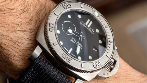 Panerai Submersible Mike Horn Edition Pam00984 Watch Review Ablogtowatch