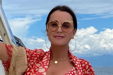 kyle richards explains her recent weight loss trendradars