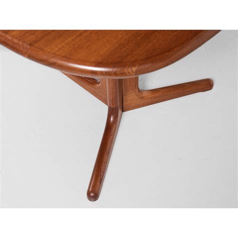 Mid Century Danish Extendable Oval Dining Table In Teak By Glostrup 1960s