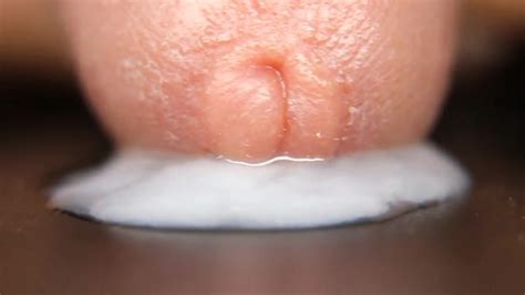 Condomjerking Giants Thick Creamy Cum Dinner