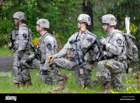 Soldaten Aus Dem 23 Infanterie Regiment 2 Bataillon 4 Stryker