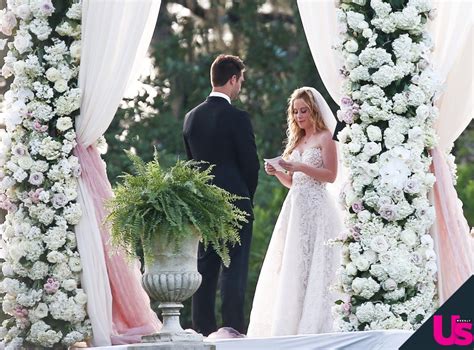 tara lipinski wedding pics her dress vows ring and more