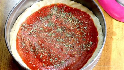 Easy Deep Dish Pizza Recipe Thirtysomethingsupermom