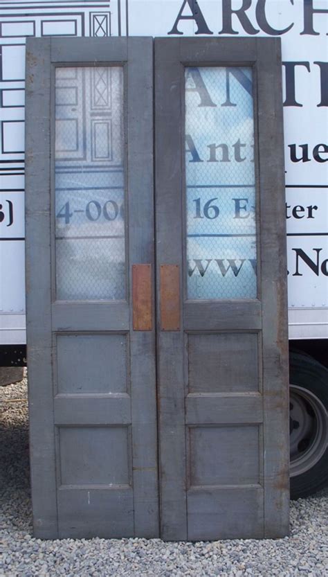 30 Antique Pantry Door Ideas For Inspiration Decorathing Rustic