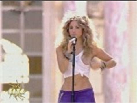 Nude has shakira been Shakira nude. 