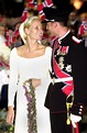 Prince Haakon and Mette-Marit Tjessem Hoiby | Kongelig bryllup, Bryllup ...