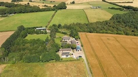 Scotland's drug epidemic: 'I lost my leg to £15 heroin hit' | UK News