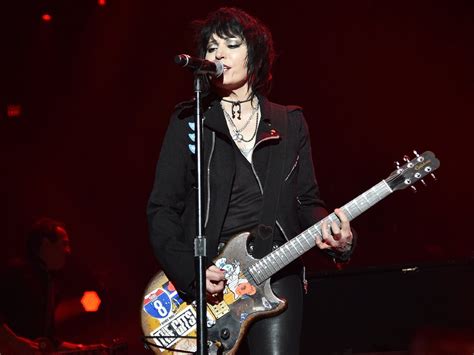 Joan Jett To Perform On Rolling Stone And Gibsons In My Room Live