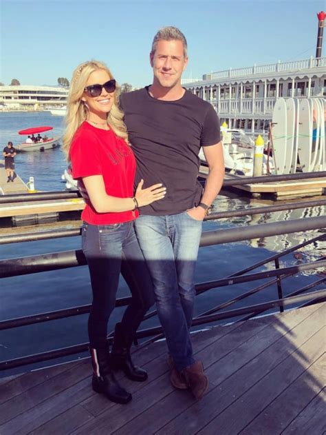 In september 2020, they announced they were separating. Christina El Moussa Reveals Intense Pregnancy Workout at 17 Weeks! - The Hollywood Gossip