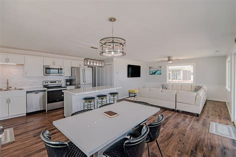 243 | Atlantic Hidden Treasure - Vacation Rental in Kitty Hawk,NC | Joe