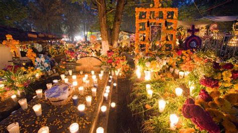 día de todos los santos cuáles son sus orígenes y qué se conmemora weekend