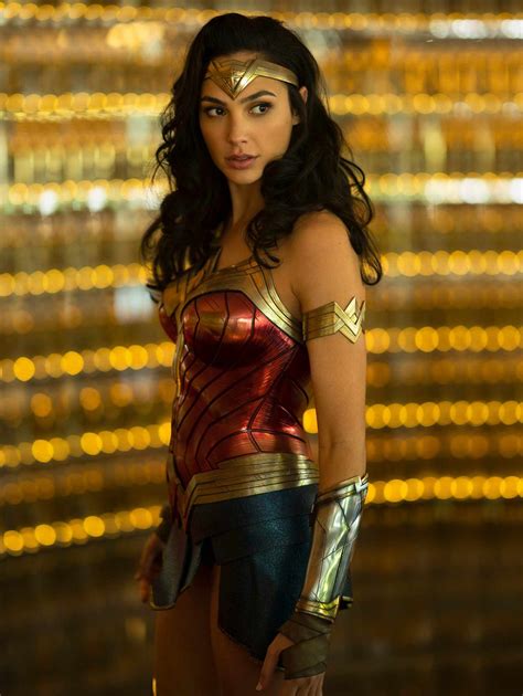Gal Gadot Didn T Return For Reshoots Of Zack Snyder S Justice League