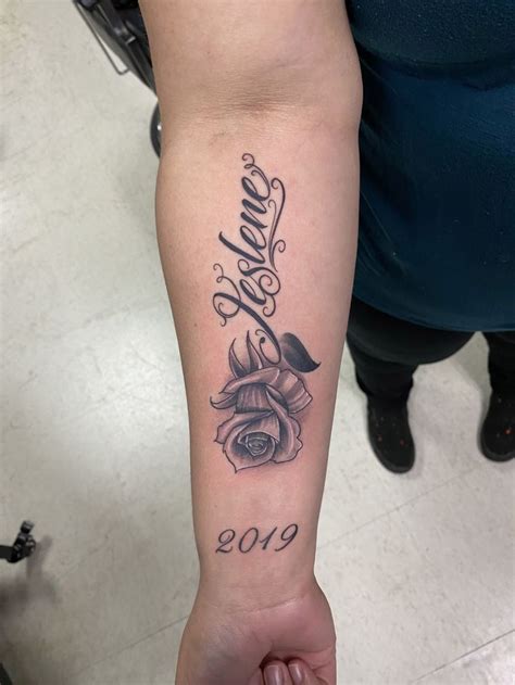 Rose With Name Tattoo In 2020 Writing Tattoos Rose Tattoo With Name