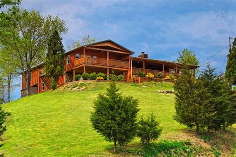 Buzzards roost has swimming pool access with deli and fishing. Blue Bird - Cabin | Things I Like | Pigeon forge cabin ...