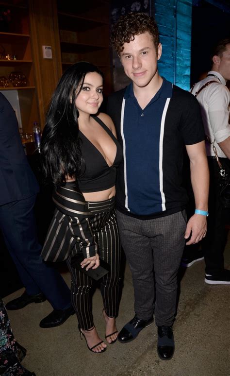 Ariel Winter Cleavage Photos Thefappening