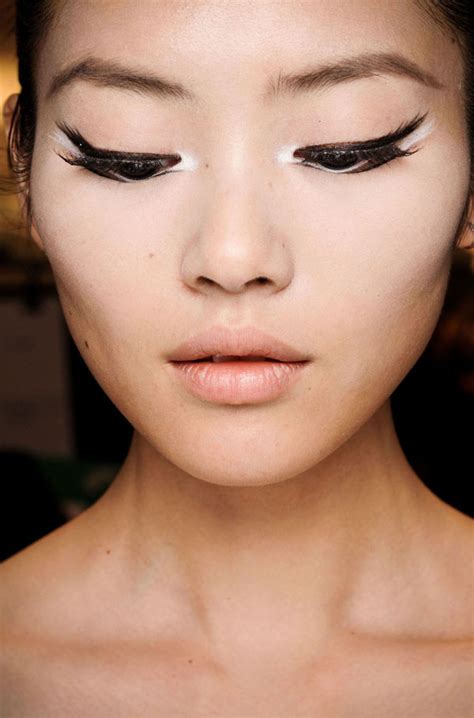 White Eyeliner On Waterline 16 Gorgeous Asian Makeup Tricks To